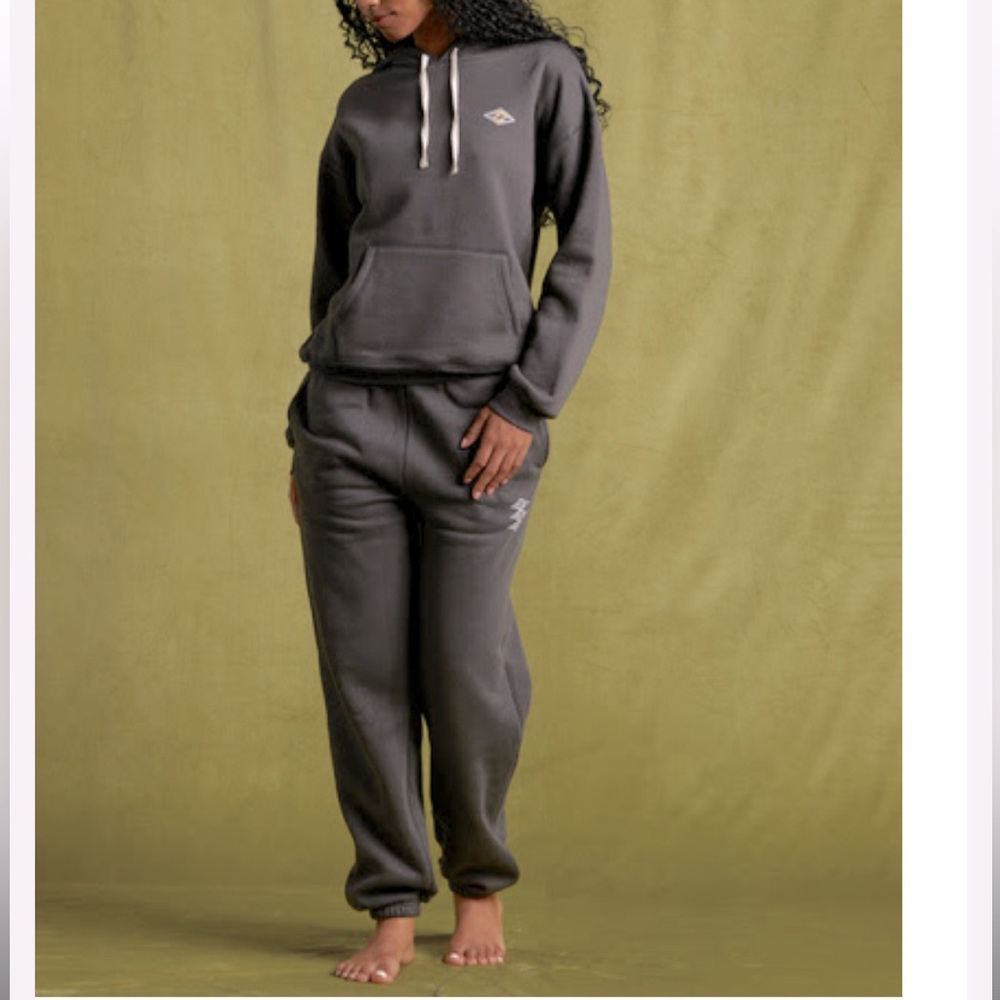 Billabong Hoodie and Sweatpants Set